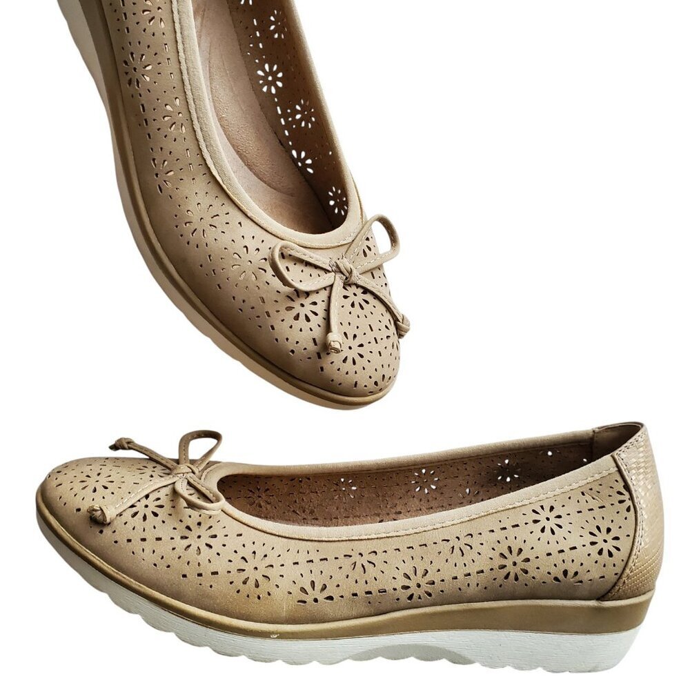 White Mountain Ballet Flats Rubber Platform Sole Tan Perforated Sporty Flats 7.5 - Picture 2 of 13